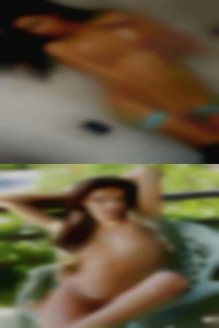 Grand Ledge dogging around naked woman.